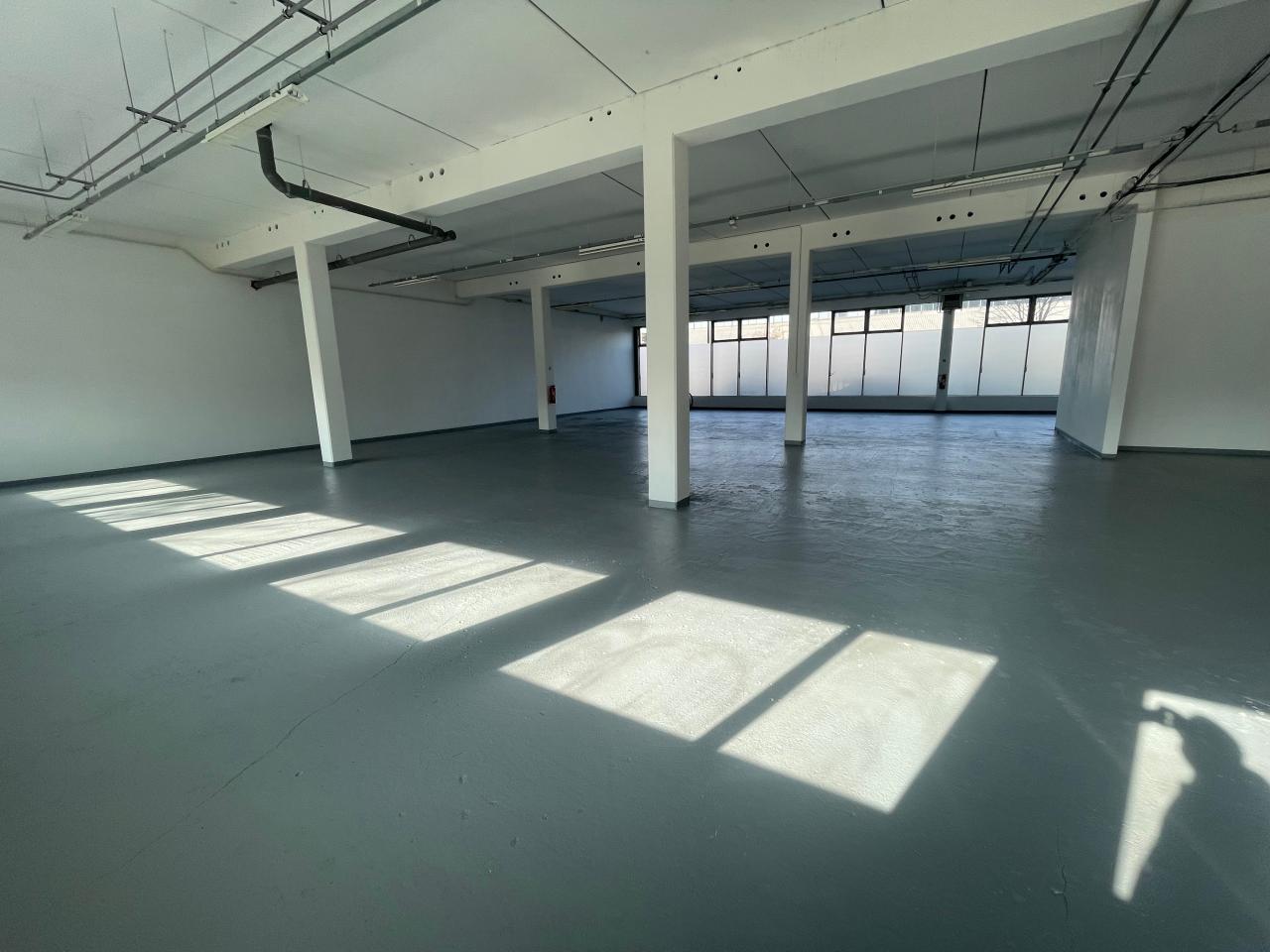 Local d'activité Saint-Denis 727m² Location local d'activité Saint-Denis Seine-Saint-Denis OLACT2530073 4